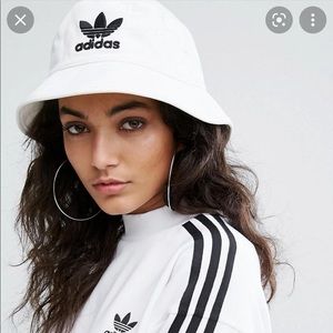 Adidas originals white trefoil bucket hat cap